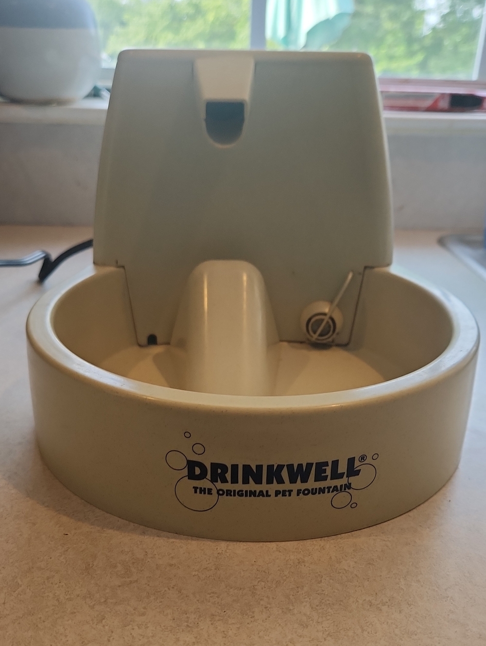 Drinkwell Original Pet Fountain - Cream